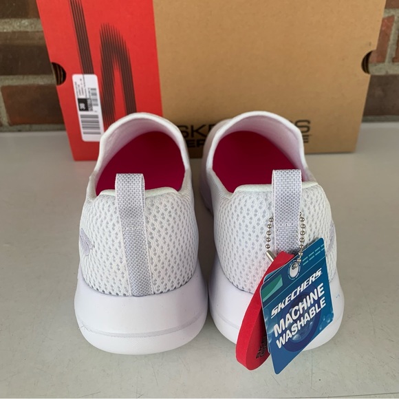Skechers Womens white Go Walk Joy terrific slip on Fitness Walking Sneakers - Picture 6 of 9